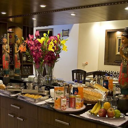 Red Maple Bed & Breakfast New Delhi Exterior photo