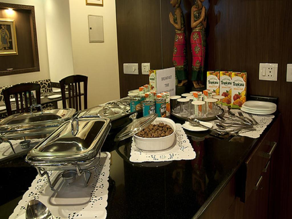 Red Maple Bed & Breakfast New Delhi Exterior photo