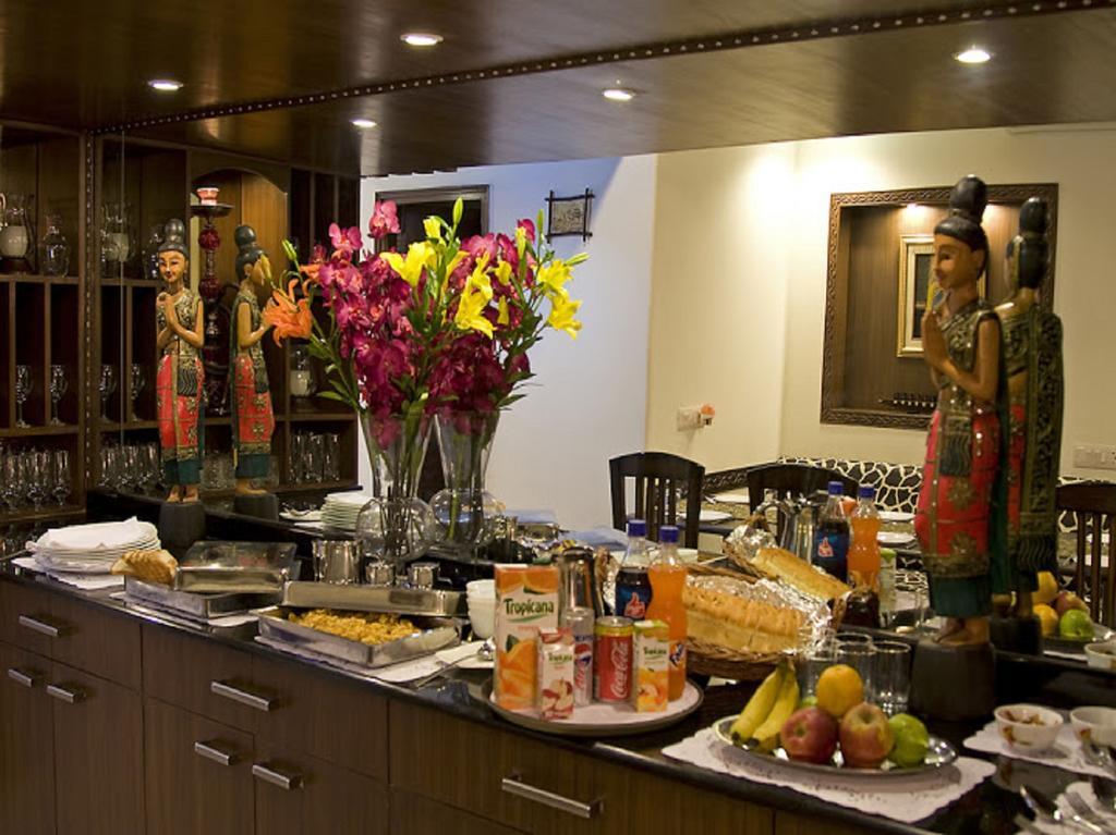 Red Maple Bed & Breakfast New Delhi Exterior photo