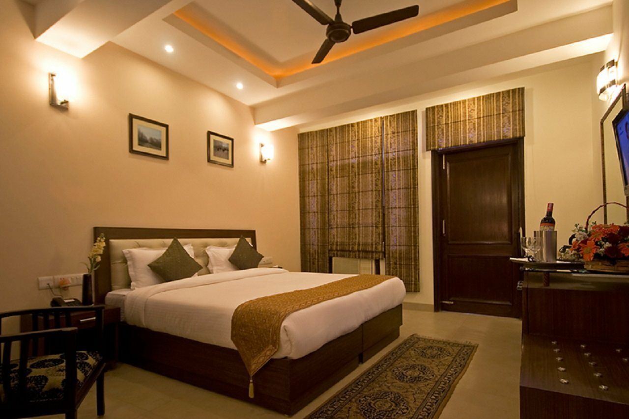 Red Maple Bed & Breakfast New Delhi Exterior photo